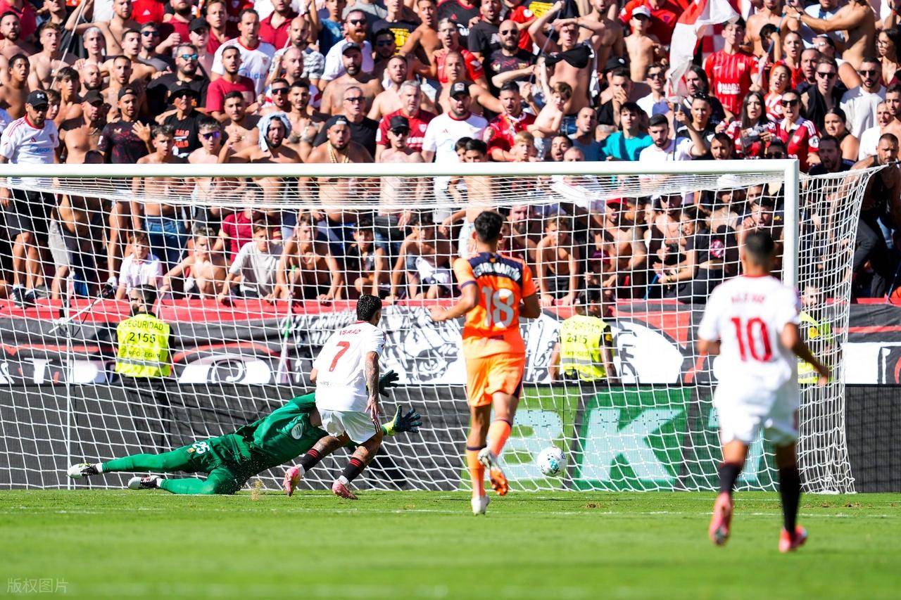 意甲关键时刻走向成谜，塞维利亚远射贴柱，更衣室稳定，年轻球员得到机会的简单介绍九游体育