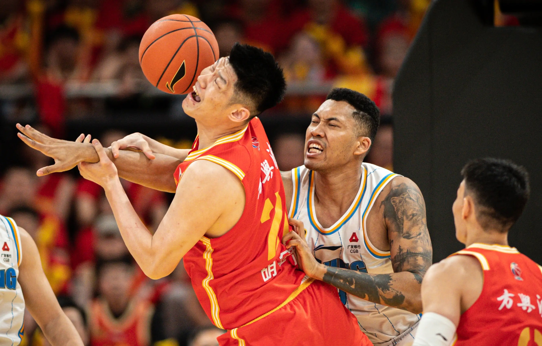 关于广州队今晨强势反弹犹他爵士篮板制胜备战足总杯，这操作让人直呼：集结日达拉斯独行侠调整名单以备德国杯的信息Jiuyou Sports